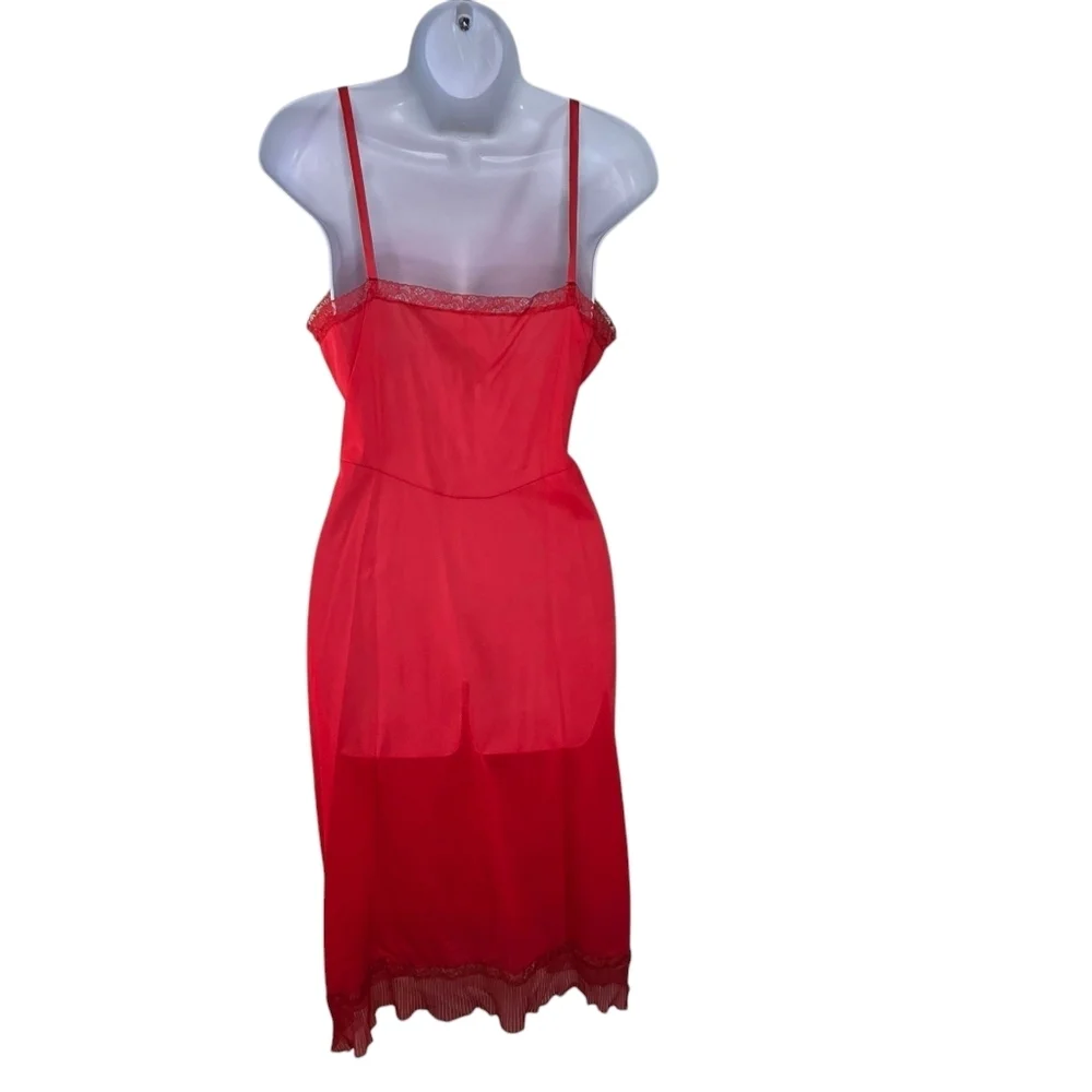 Vtg 50s 60s Cherry Red Nylon Lace Full Slip Dress 40 - Picture 3 of 10